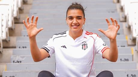 Beşiktaş Kadın Futbol Takımı, Aicha Hamideche'yi renklerine bağladı