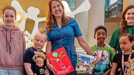 Amsterdams weetjesboek voor kinderen óók al onder vuur: Chinese gemeenschap valt over grap