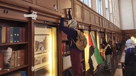 La Policía entra en la Universidad de Columbia para &quot;expulsar&quot; a los manifestantes propalestinos