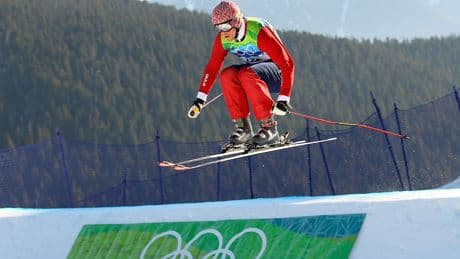 Olympic skier dies after being struck by lightning