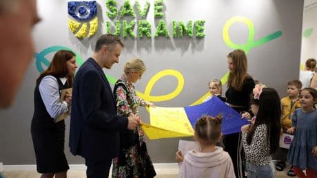 « Ils leur disent que s’ils veulent partir, ils seront poursuivis » : la vie en suspens des enfants ukrainiens sous occupation russe