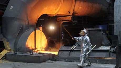 Simon Jäger, économiste : « Il faut se débarrasser de l’idée romantique de l’ouvrier de l’industrie qui serait l’avenir du pays »