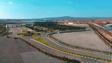 Azerbaycan yatırımcıları bekliyor