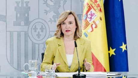 El Gobierno actualiza los pagos a las Comunidades Autónomas con un aumento de 10.000 millones