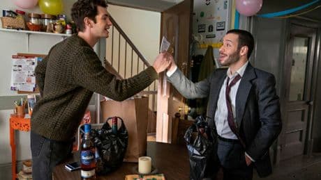 Tienes que verlo una vez en la vida: el drama musical y noventero en Netflix, que Andrew Garfield interpretó como nunca antes