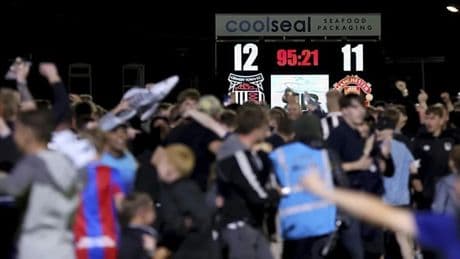 Manchester United'ı kupadan eleyen Grimsby Town'a ceza!