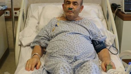 Fazla ilaç kullanımı bağırsağını deldi! Ölümden döndü