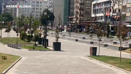 Elazığ’da sıcaklık 40 dereceye yaklaştı, caddeler boş kaldı