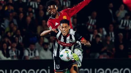 Manchester United'a büyük şok! 4. Lig ekibine elendi...