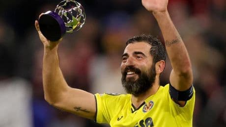 Albiol se acerca a Italia