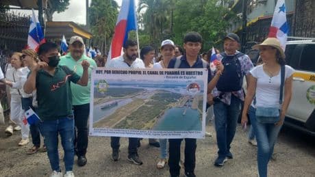 En Panamá las manifestaciones contra la élite económica ya incluyen: “¡Yankis go home!”