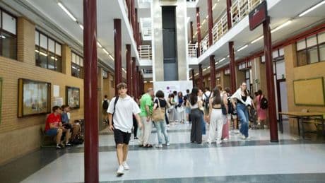 Detenido un hacker por alterar las notas de selectividad en Andalucía