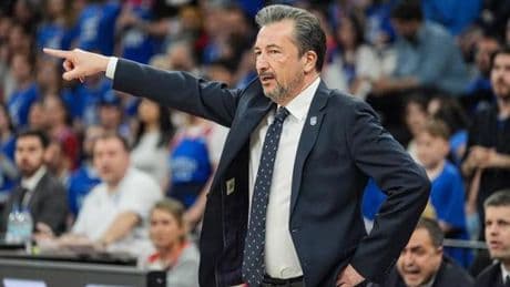 Anadolu Efes Başantrenörü Luca Banchi: 'Oyuncularım çok savaştı'