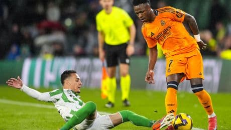 El Betis pide el Balón de Oro para Antony y lo compara con Vinícius: "Solo hay un contendiente claro"