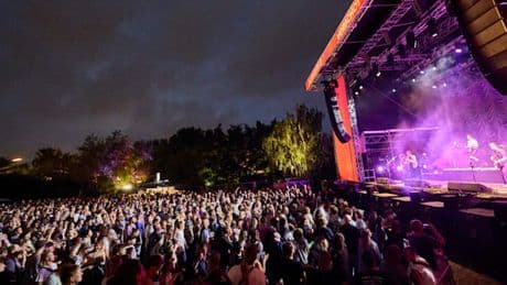 MS Dockville – Wo Musik, Kunst und Clubsound auf Hafenromantik treffen
