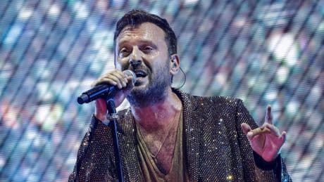 Cesare Cremonini incanta San Siro tutto esaurito