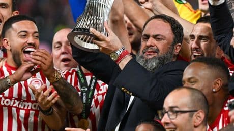 Marinakis Şampiyonlar Ligi için Nottingham Forest'ın sahipliğini devrediyor