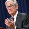 Surnommé "Too late" et critiqué par Donald Trump, le président de la banque centrale américaine est sous pression