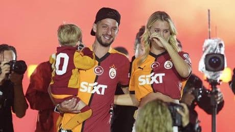 Dries Mertens, Galatasaray'a 5 kupayla veda etti!
