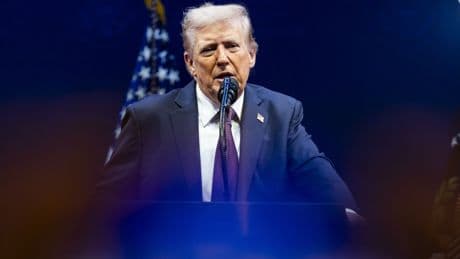 El Tribunal Supremo de EEUU acepta revisar por la vía rápida la legalidad de los aranceles de Trump