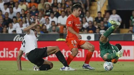 Empate vibrante entre Valencia y Real