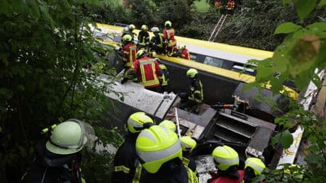 El descarrilamiento de un tren deja varios muertos en el suroeste de Alemania