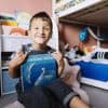Zelfs na 50 operaties kan een simpele verkoudheid voor Adam (5) dodelijk zijn: “Er moet toch ergens één dokter zijn die hem echt kan helpen?”