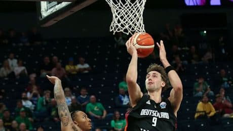 Wagner überragt – Deutschland startet mit Kantersieg in die Basketball-EM