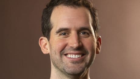 Anthropic cofounder Tom Brown networked and self-studied his way into AI. He shared with us 5 career tips.
