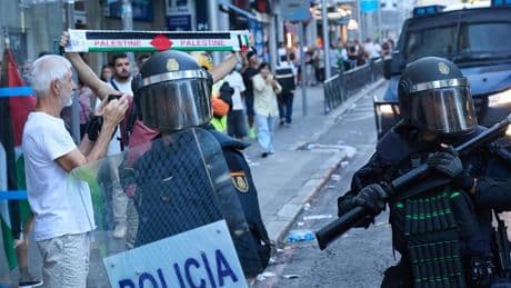 El Gobierno responde a la UCI: “Blanquear a través del deporte un genocidio de Gaza contraviene sus valores”