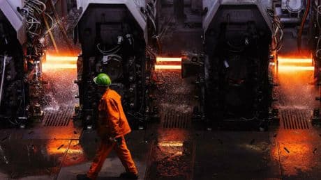 Energie: Industriestrompreis entlastet Unternehmen 2025 um 1,5 Milliarden Euro
