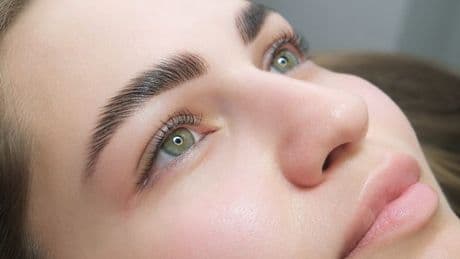 'Fast and really easy’ brow lamination kit costs less than one salon appointment