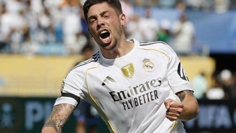 Las cien horas de vuelo del Halcón que exponen la sobreexplotación del fútbol