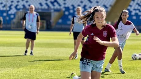 Protagonismo para Aiara Agirrezabala y Julia Arrula en la derrota de la sub 19 ante Países Bajos
