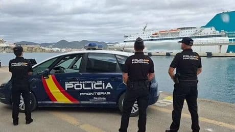 Two Brits arrested after 'fleeing cruise ship without paying £2,700 bill'