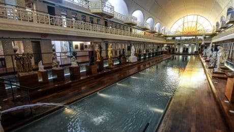La Piscine, à Roubaix, invite à un bain de culture