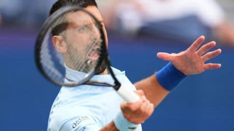 Nach Rückstand: Djokovic gegen angeschlagenen Gegner weiter