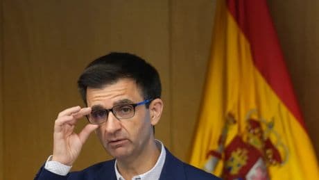 La cúpula de RTVE Valencia retira su dimisión tras reunirse con José Pablo López