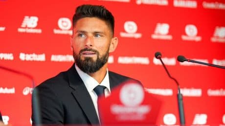 Lille: la séquence très sympa du bizutage de Giroud qui galère un peu sur un classique
