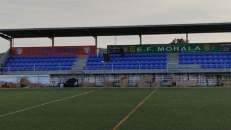 El campo de fútbol de Navalmoral de la Mata llevará el nombre de un 'ex' del Atlético