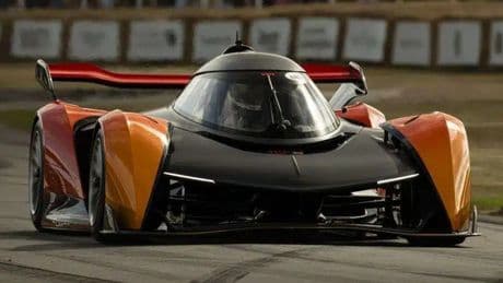 McLaren, debutto pubblico per la W1 a Goodwood. Apparizione dinamica della F1 GTR vincitrice a Le Mans nel '95