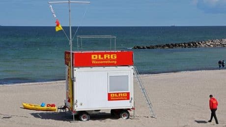 Badesaison am Meer: Von Borkum bis Usedom - DLRG startet Wachsaison
