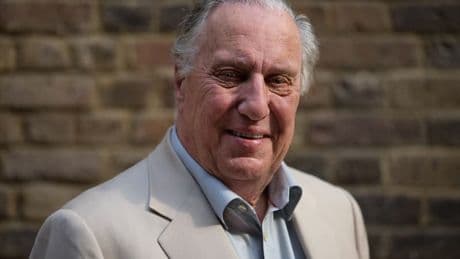 Mort de Frederick Forsyth, écrivain britannique et maître du roman d'espionnage