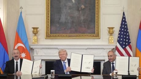Armenien und Aserbaidschan: Iran gegen „Trump-Straße“