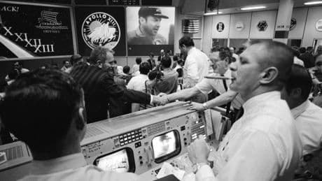 La mort de l’astronaute américain Jim Lovell, naufragé miraculé de l’espace