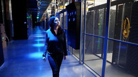 Quelle quantité d'énergie vos interactions avec l’IA consomme-t-elle ? Je me suis rendu dans un data center pour le découvrir