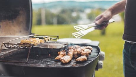 Fleisch ist kein Gemüse: Gasgrill-Zubehör: 8 Gadgets, die bei der Party nicht fehlen dürfen