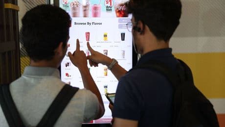 Sedentarismo, estrés y mucho 'marketing': ¿por qué la sociedad no para de engordar?