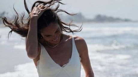 Meghan Markle shrugs off twerking backlash with carefree beach snap