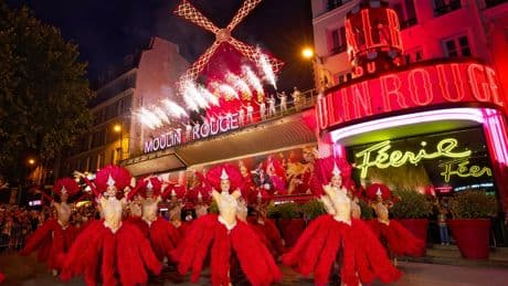 Moulin Rouge's red windmill sails restored and turning again